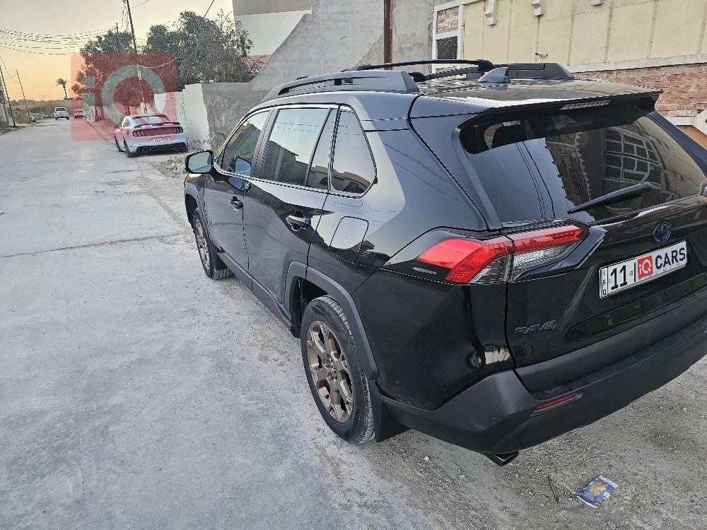 تويوتا راف 4